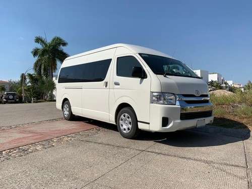 Van Toyota Hiace